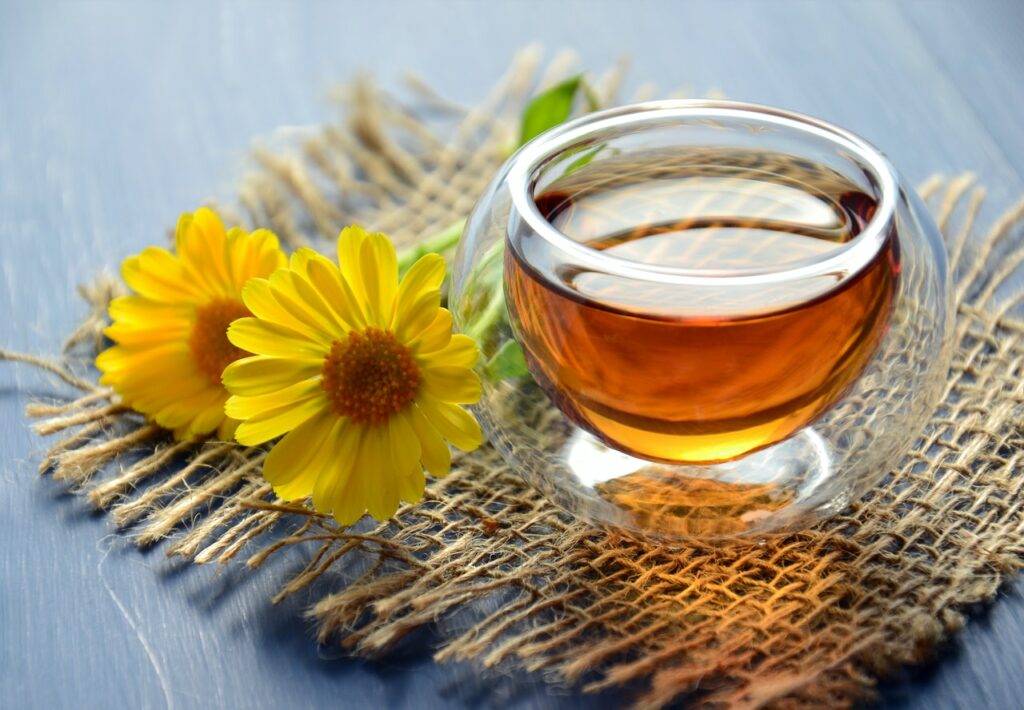Negatywne skutki picia zielonej herbaty – czy występują?